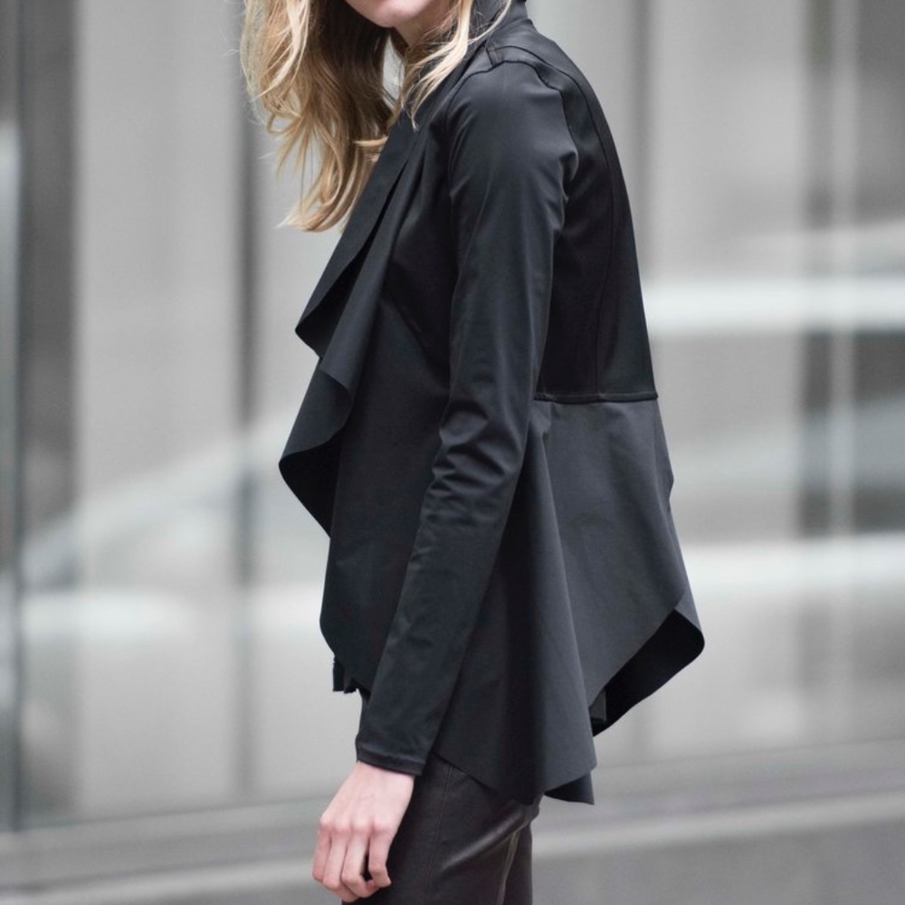 Karolina Zmarlak | Hydra Techno Jacket - Picture 4 of 4